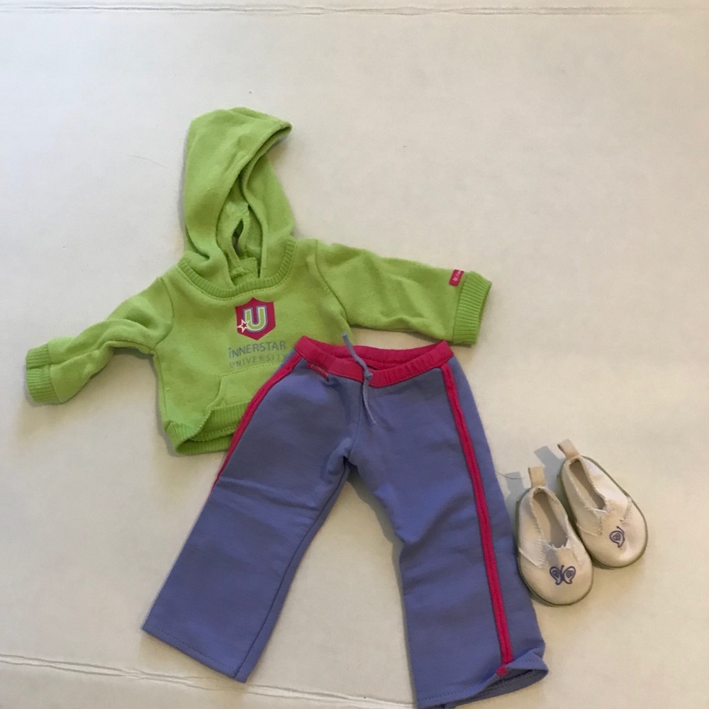American girl Innerstar university outfit.